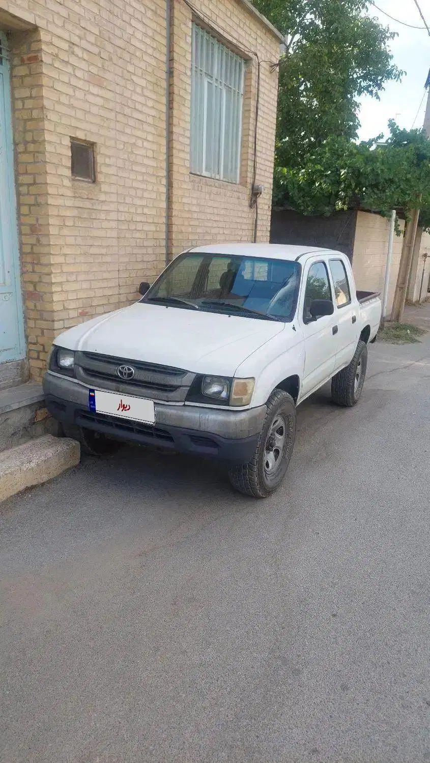 خودرو تویوتا، کمری آگهی ann_19871287