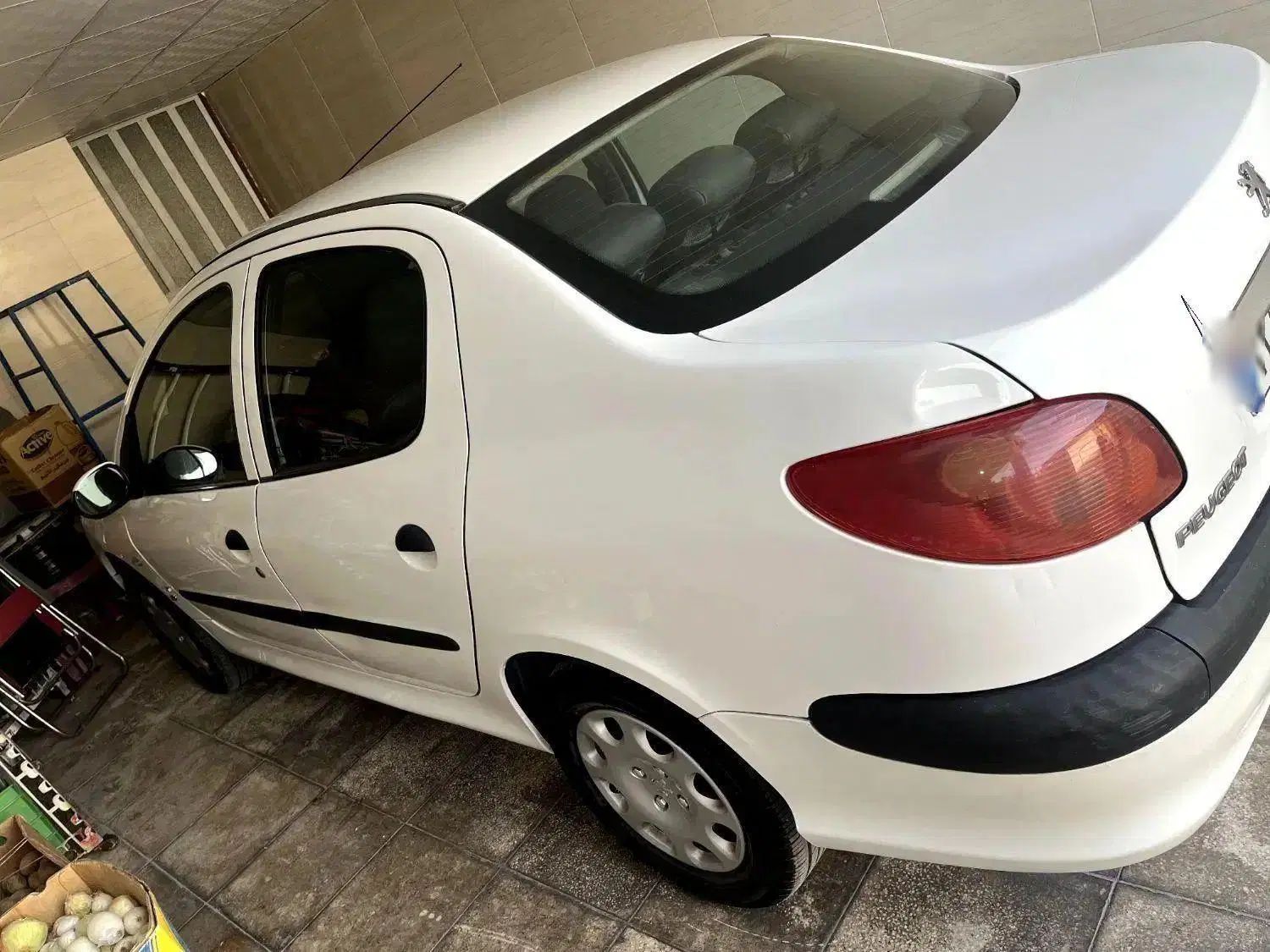 پژو ۲۰۶ صندوق دار v8 - 1394