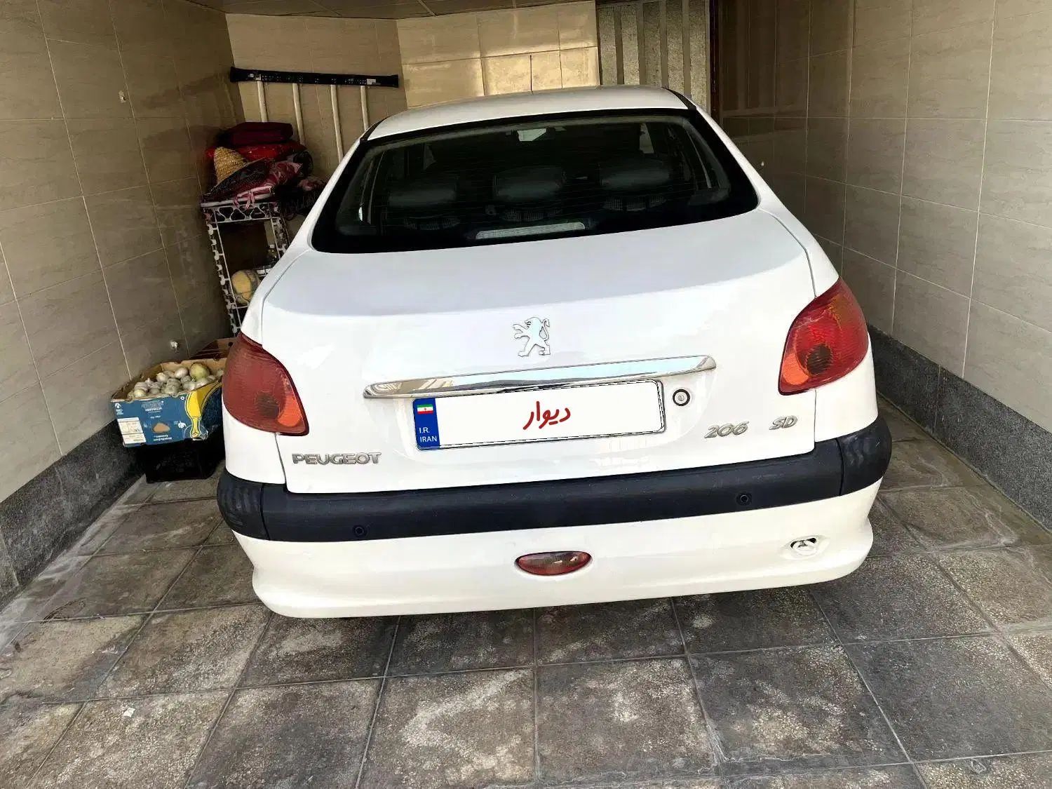 پژو ۲۰۶ صندوق دار v8 - 1394