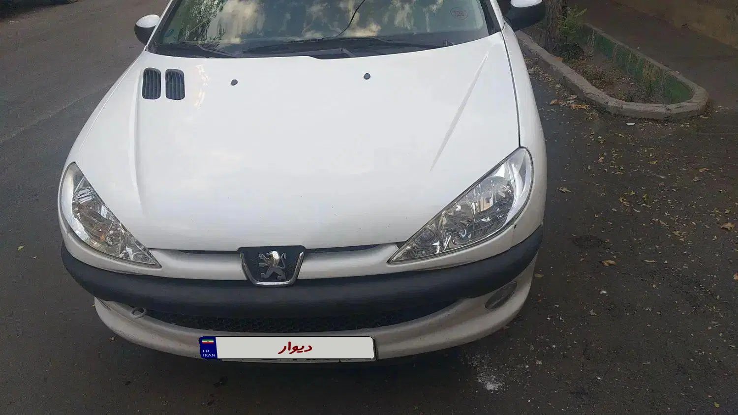پژو ۲۰۶ صندوق دار v8 - 1394