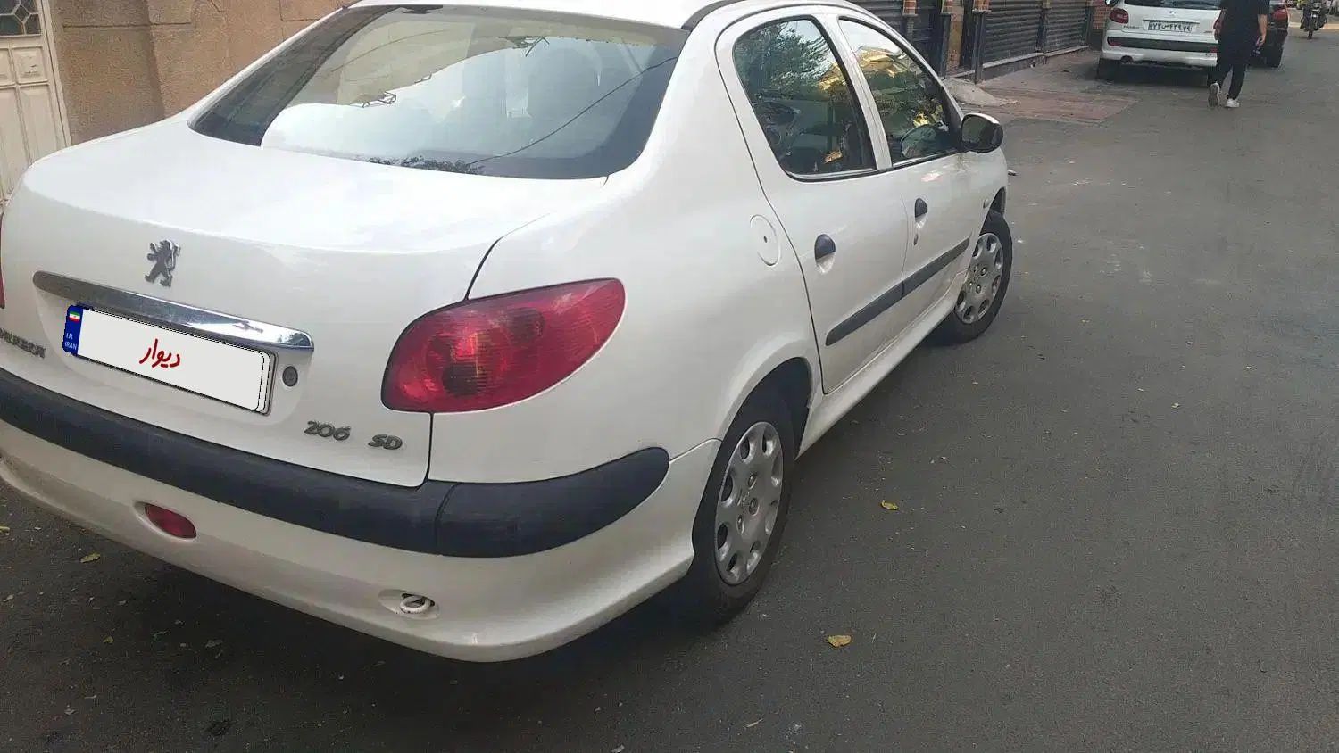 پژو ۲۰۶ صندوق دار v8 - 1394