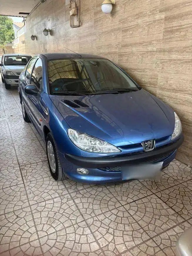 پژو ۲۰۶ صندوق دار v8 - 1393