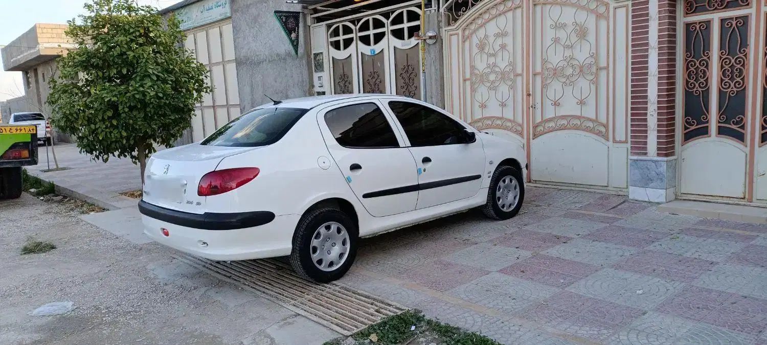 پژو ۲۰۶ صندوق دار v8 - 1390