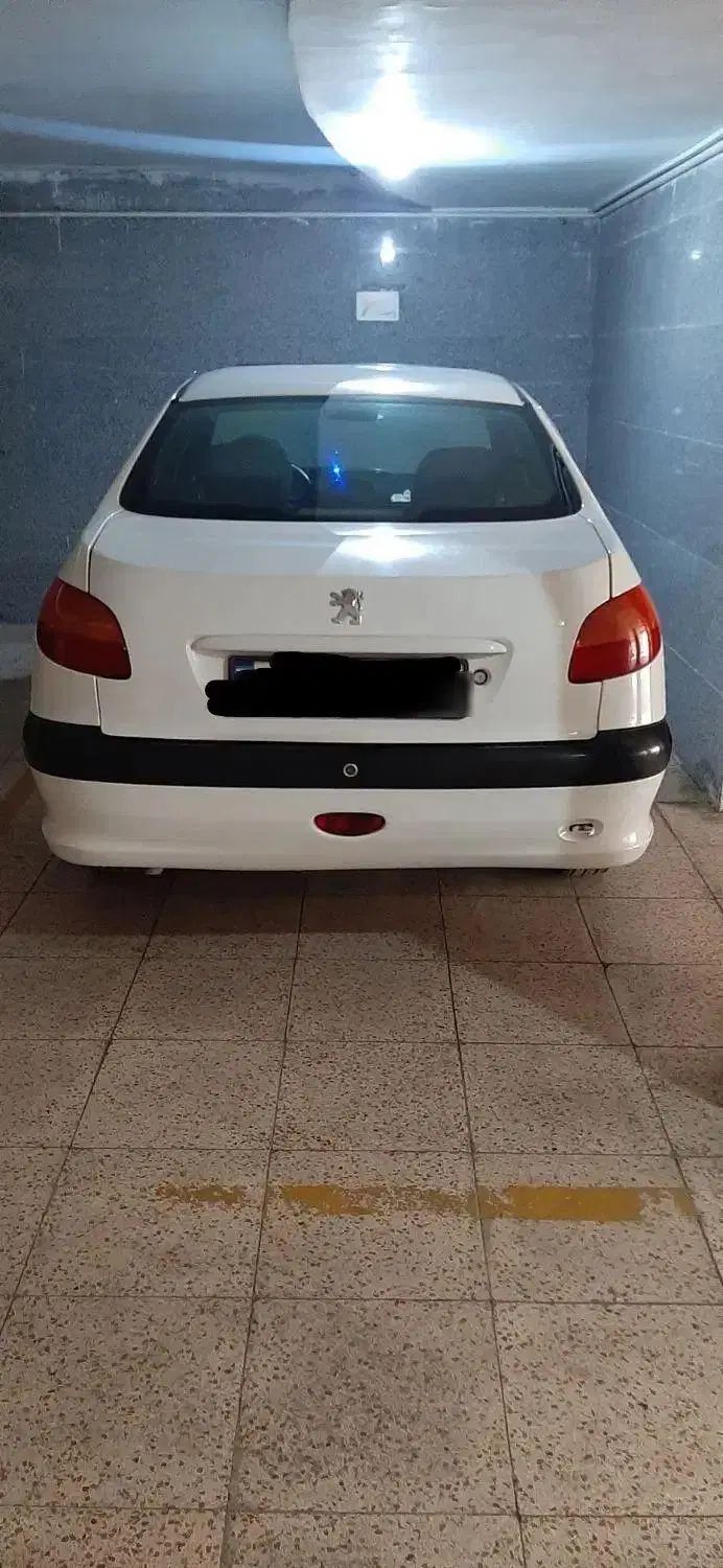 پژو ۲۰۶ صندوق دار v8 - 1389
