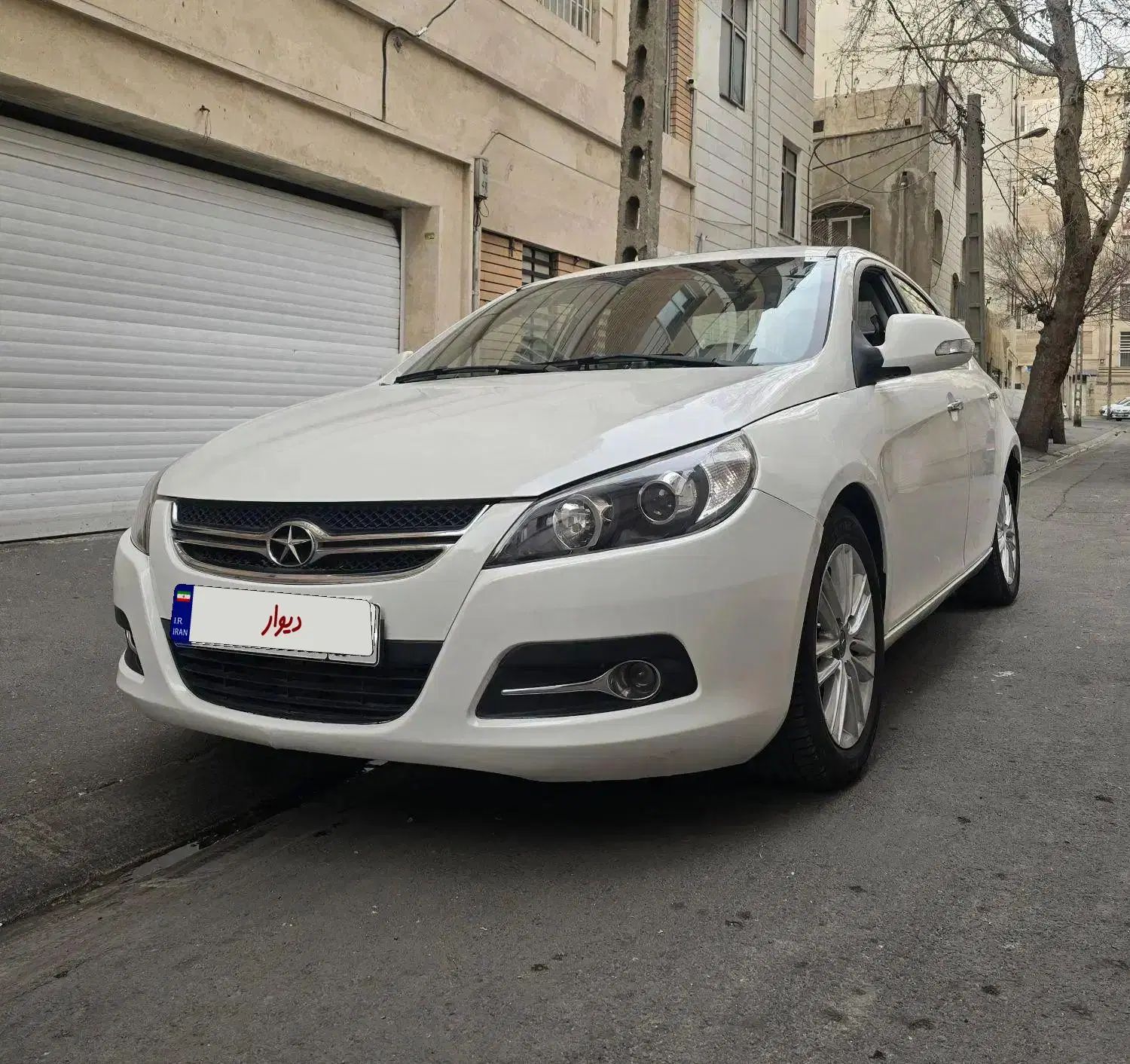 خودرو جک، J5 آگهی ann_19873402