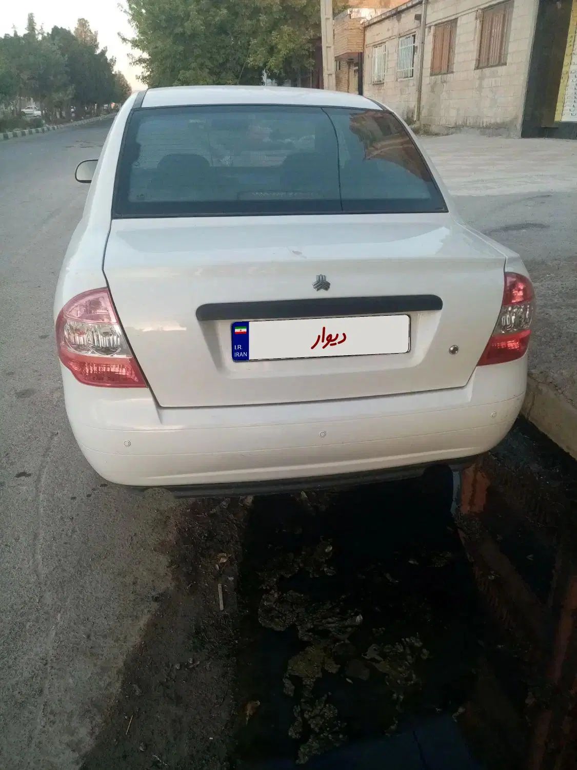 تیبا صندوق دار SX - 1398