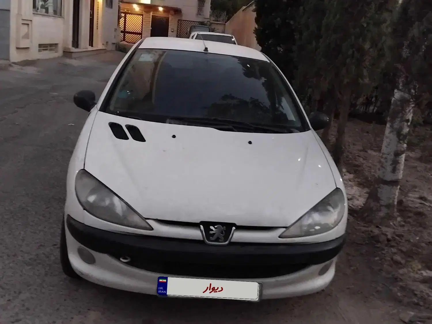 پژو ۲۰۶ صندوق دار v8 - 1388