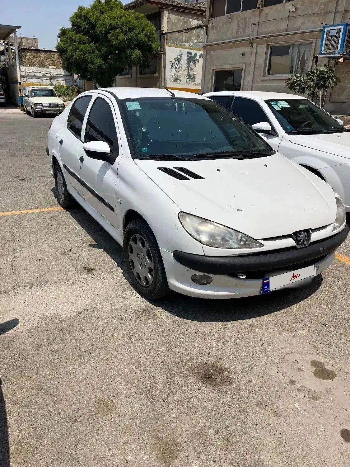 پژو ۲۰۶ صندوق دار v8 - 1396