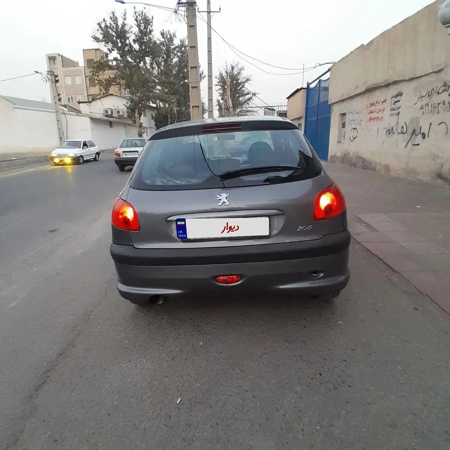 پژو 206 تیپ 3 - 1385