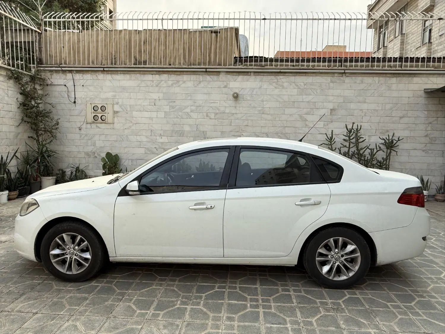 برلیانس H330 اتوماتیک 1650 - 1397