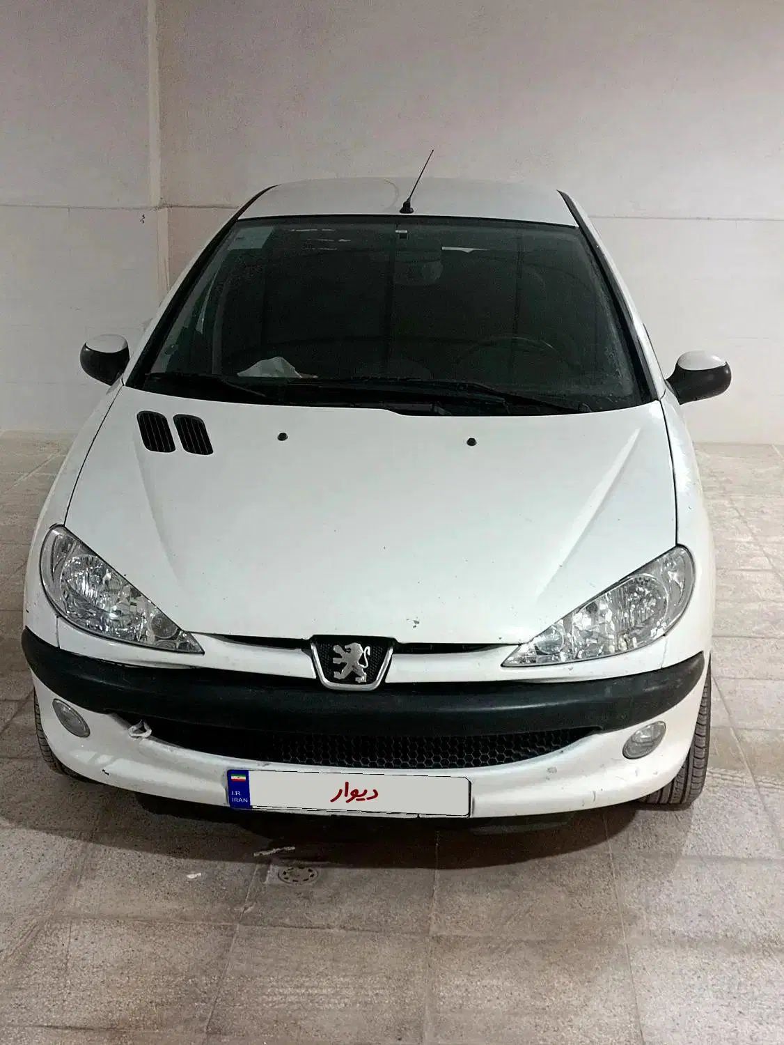 پژو ۲۰۶ صندوق دار v8 - 1396