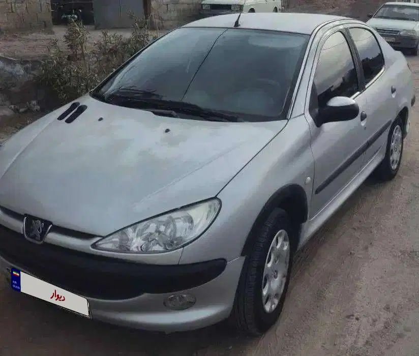 پژو ۲۰۶ صندوق دار v8 - 1389