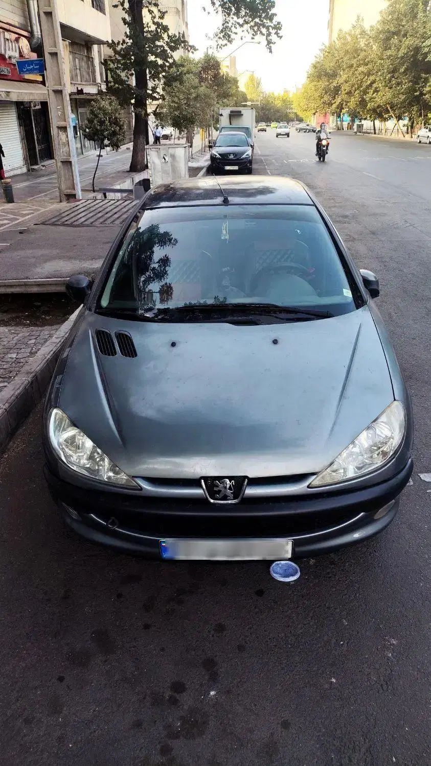 پژو ۲۰۶ صندوق دار v8 - 1393