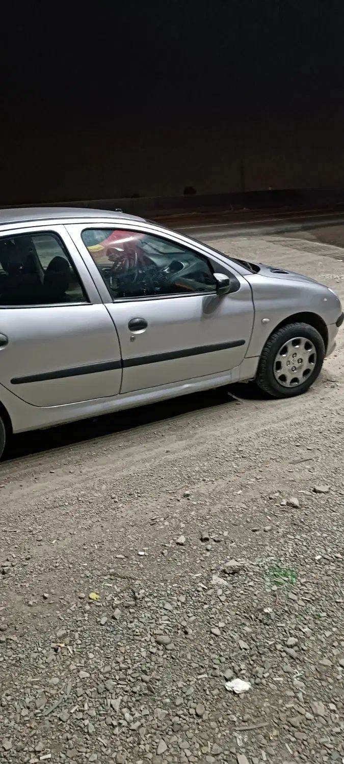 پژو ۲۰۶ صندوق دار v8 - 1385