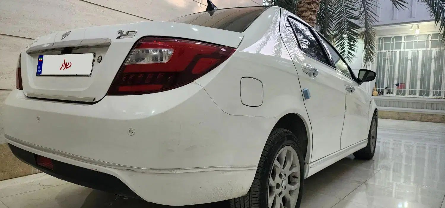 دنا پلاس توربو 6 دنده - 1400