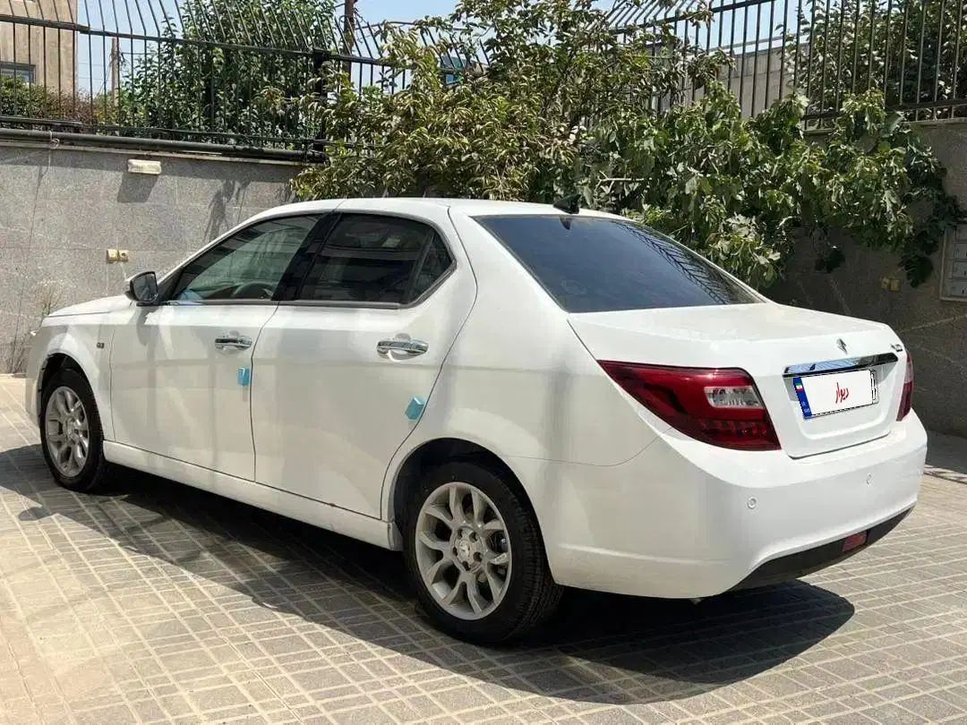 دنا پلاس توربو ۵ دنده 4 ایربگ - 1404