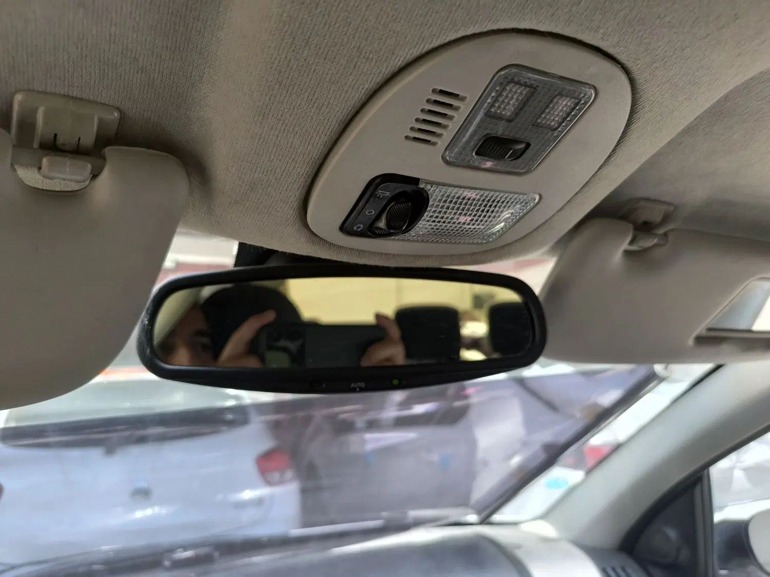 پژو ۲۰۶ صندوق دار v8 - 1390
