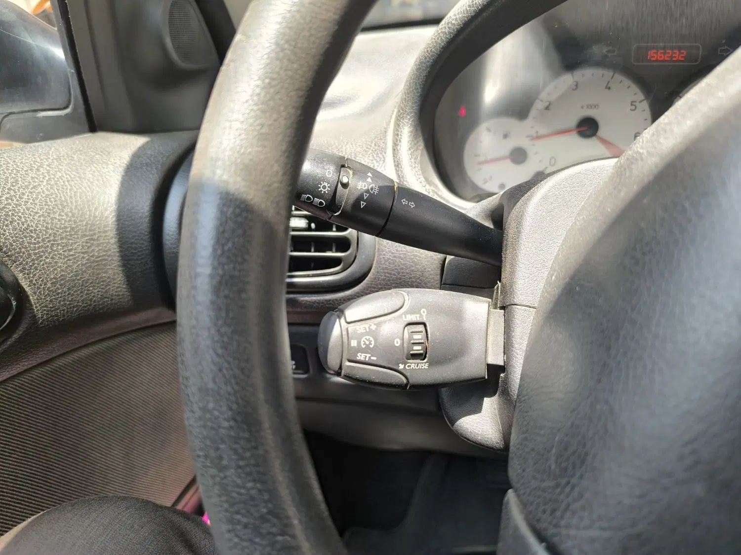پژو ۲۰۶ صندوق دار v8 - 1390