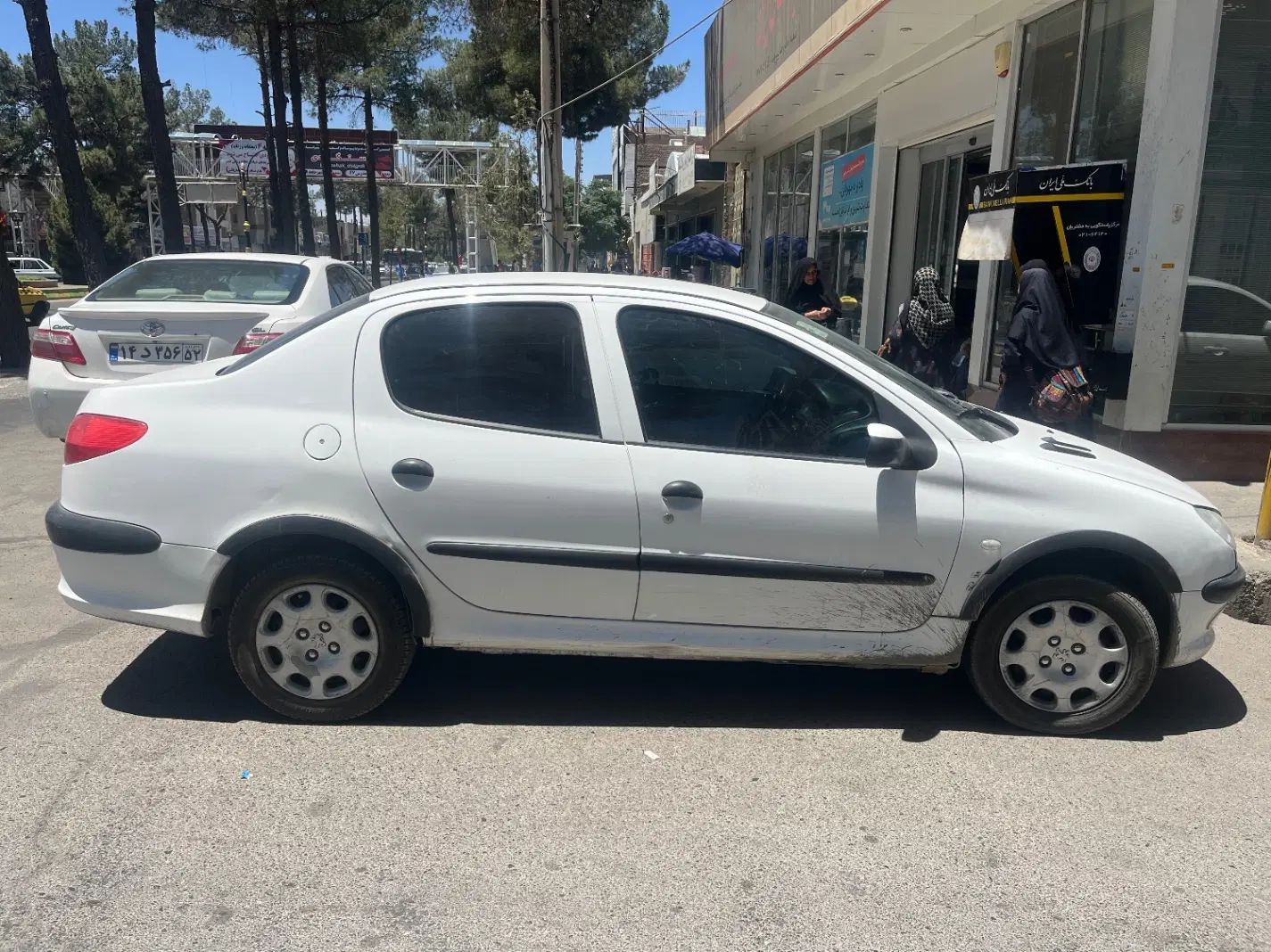 پژو ۲۰۶ صندوق دار v20 - 1389