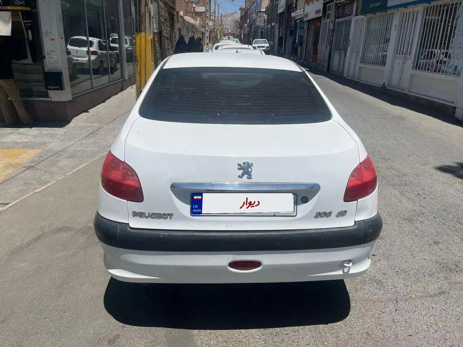پژو ۲۰۶ صندوق دار v20 - 1389