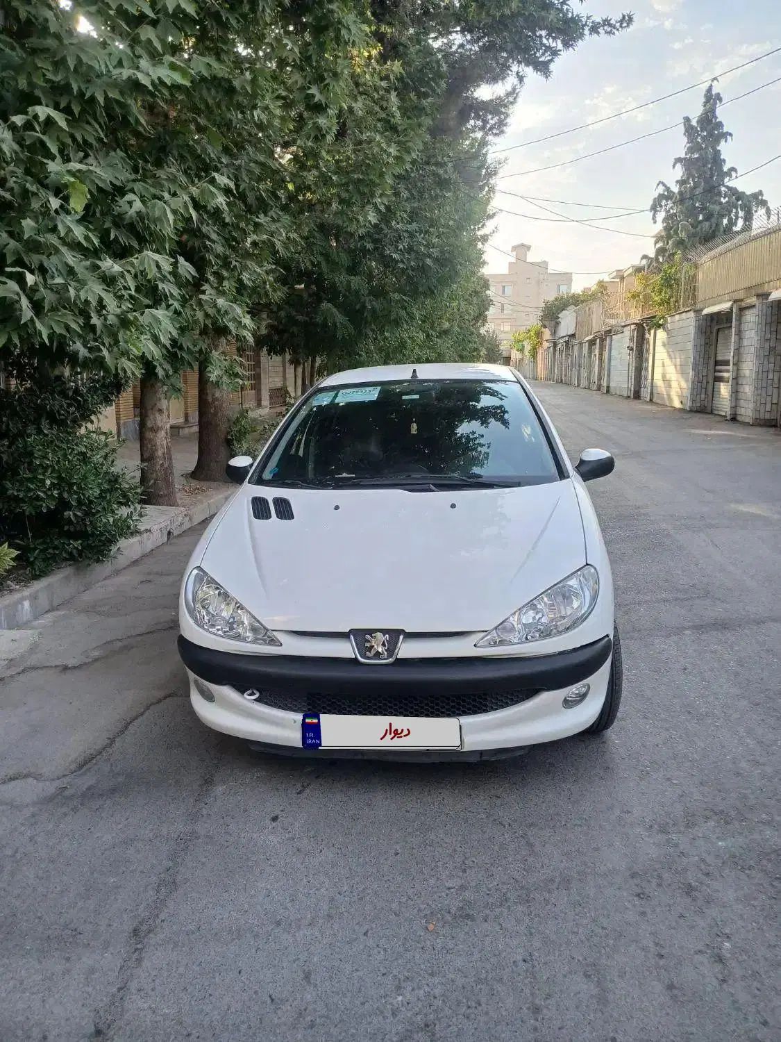 پژو ۲۰۶ صندوق دار v8 - 1395