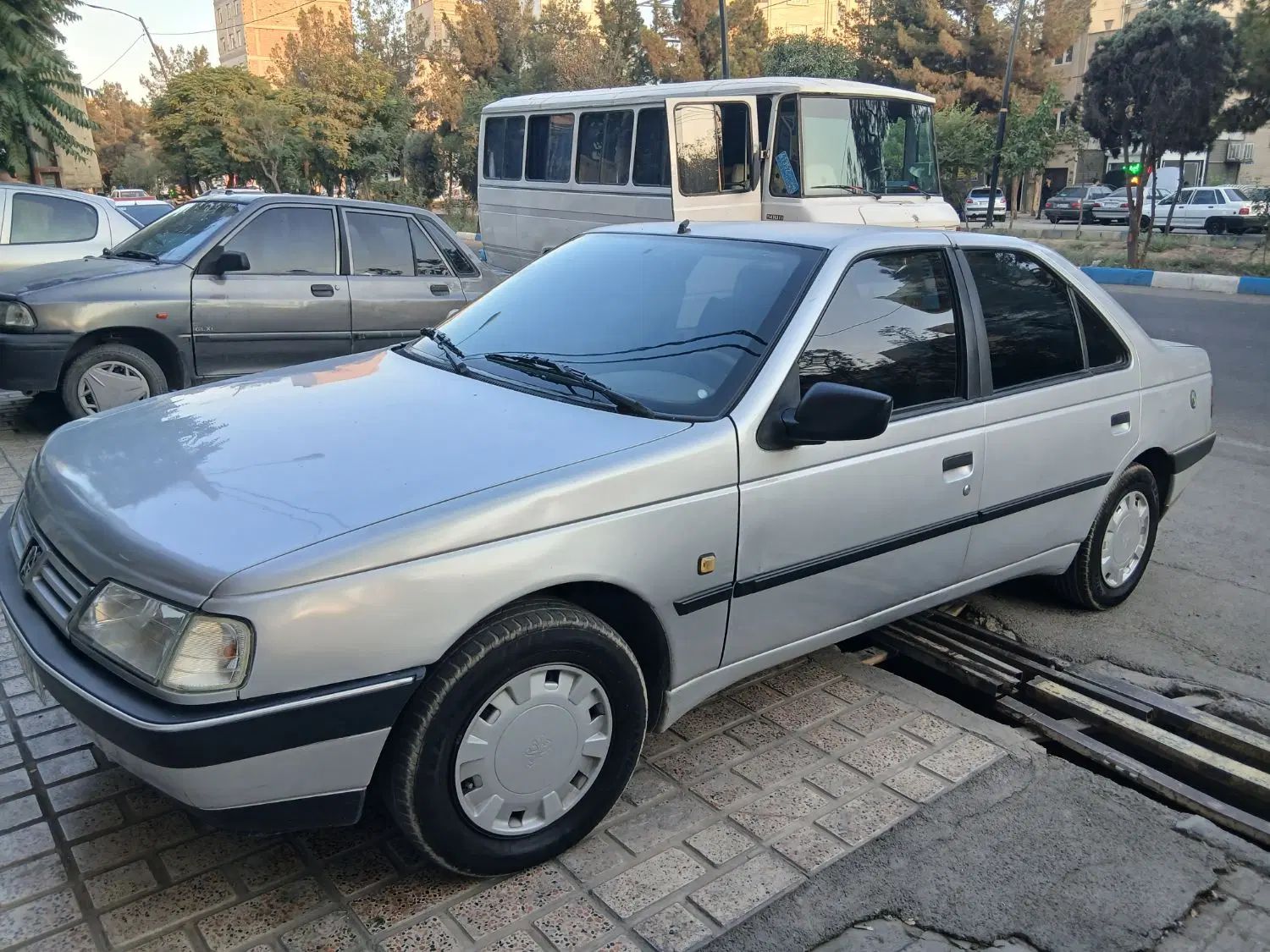 پژو 405 GLX - 1392