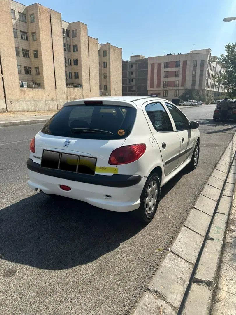 پژو 206 تیپ 5 - 1396