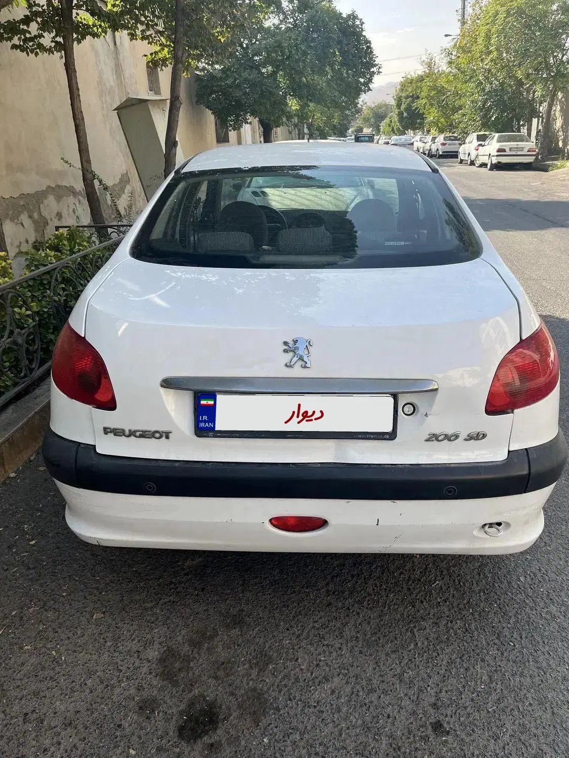 پژو ۲۰۶ صندوق دار v8 - 1396