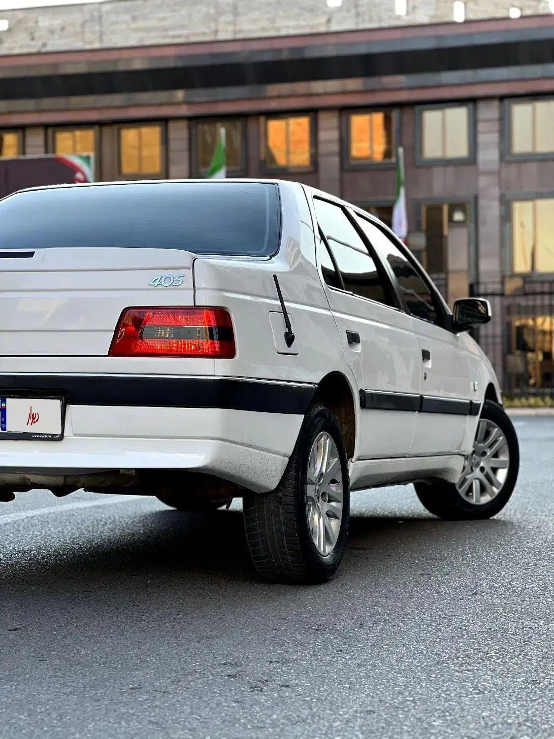 پژو 405 SLX بنزینی  XU7 - 1389