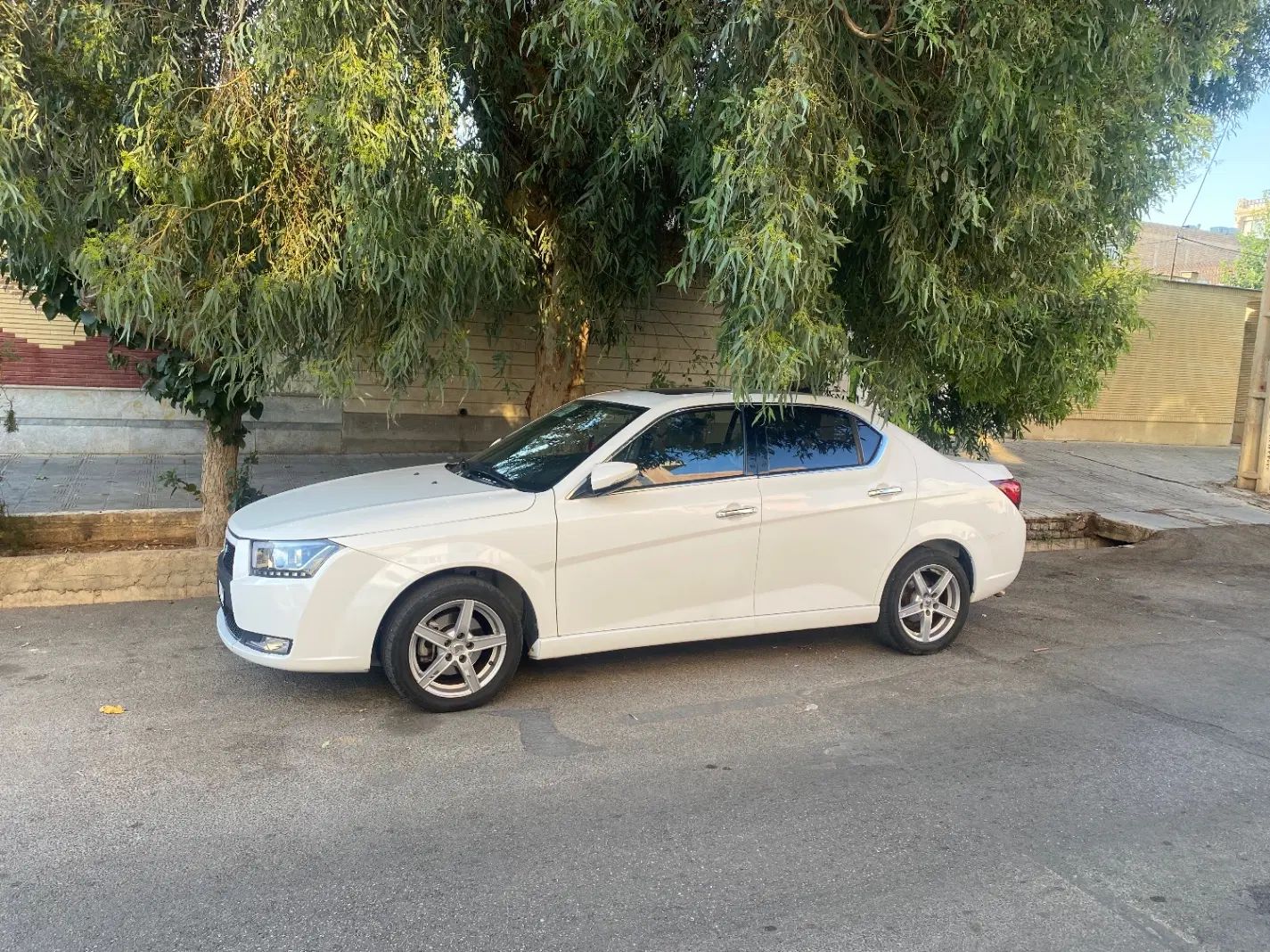 دنا پلاس توربو 6 دنده - 1402