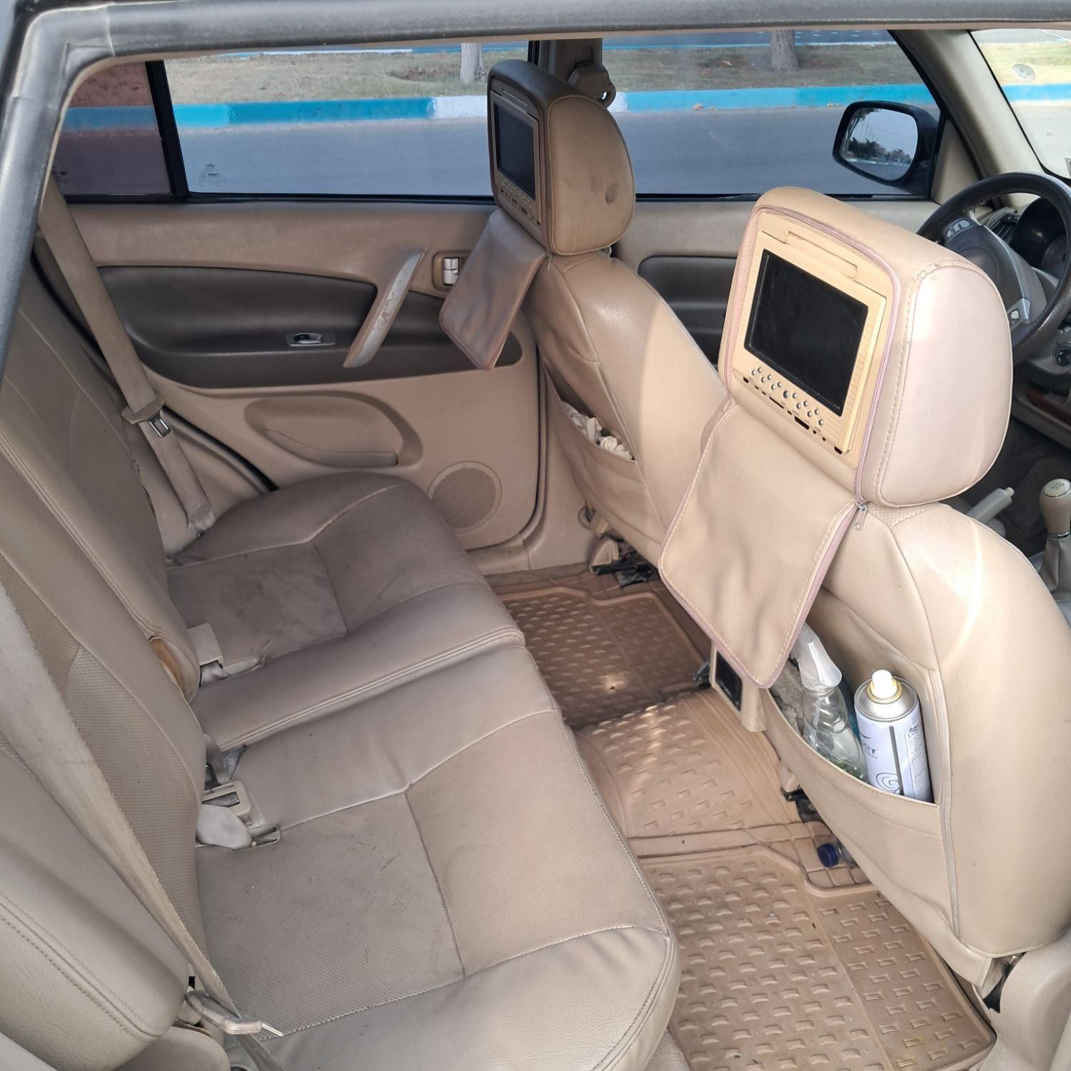 ام وی ام X33 دنده‌ای ساده - 1390