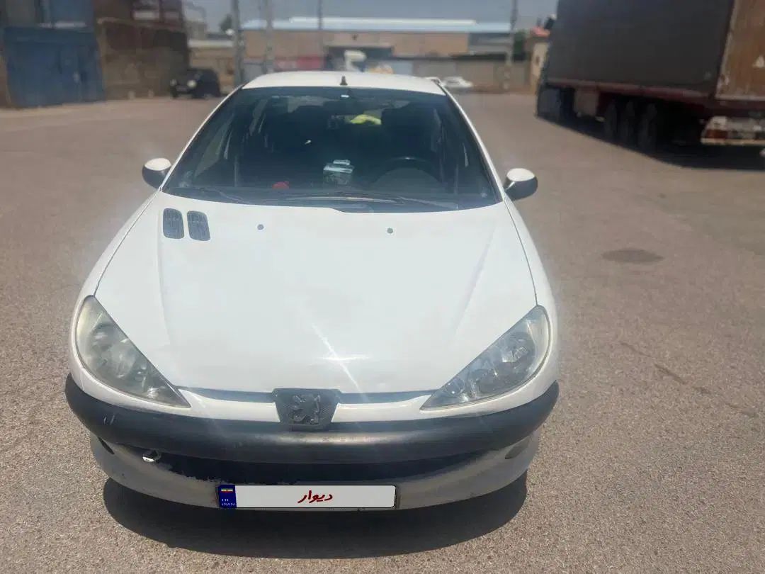 پژو ۲۰۶ صندوق دار v8 - 1396
