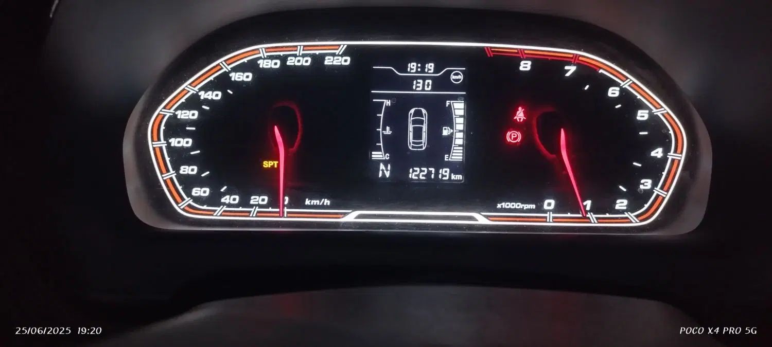 ام وی ام X22 اتوماتیک اسپرت اکسلنت - 1396