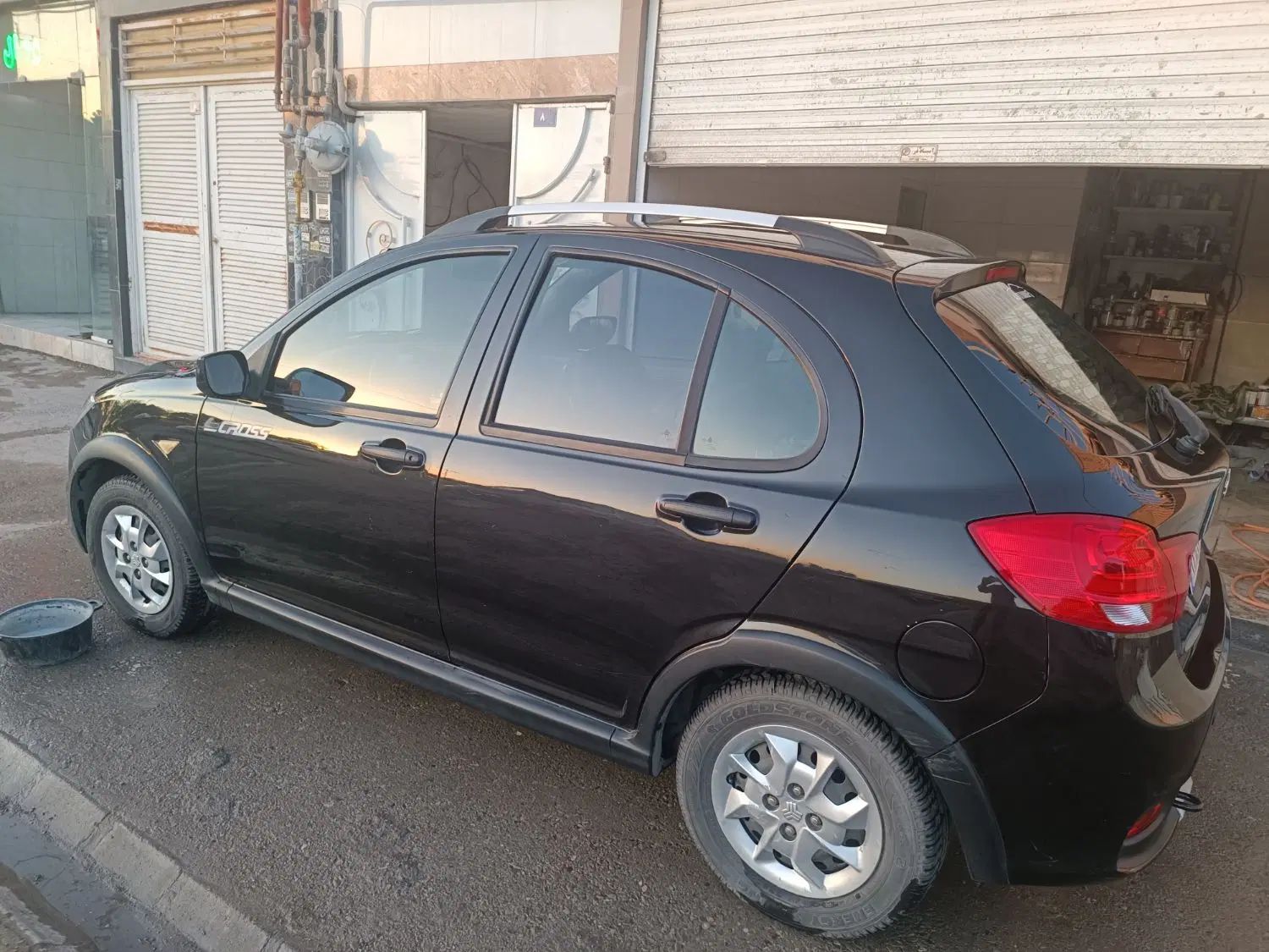 خودرو کوییک، معمولی آگهی ann_19877241