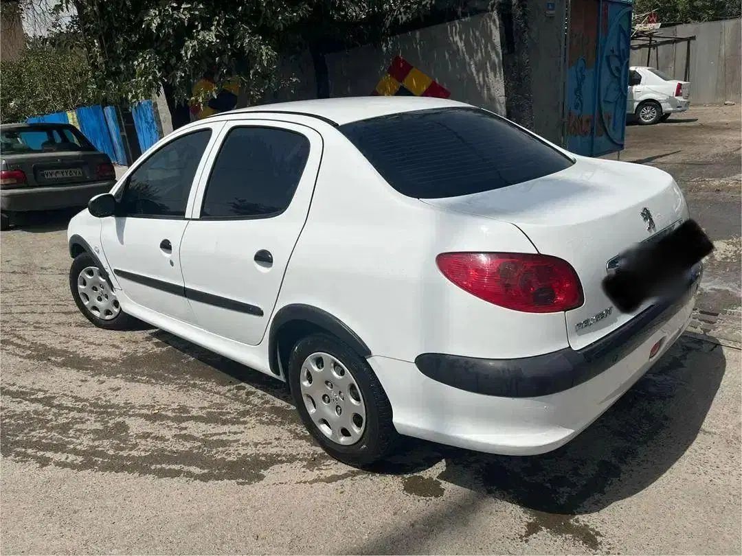 پژو ۲۰۶ صندوق دار v8 - 1396