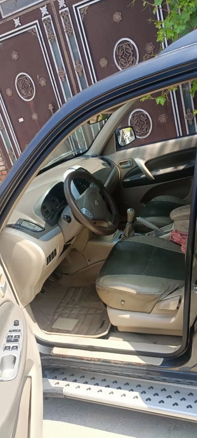 ام وی ام X33 دنده‌ای ساده - 1390