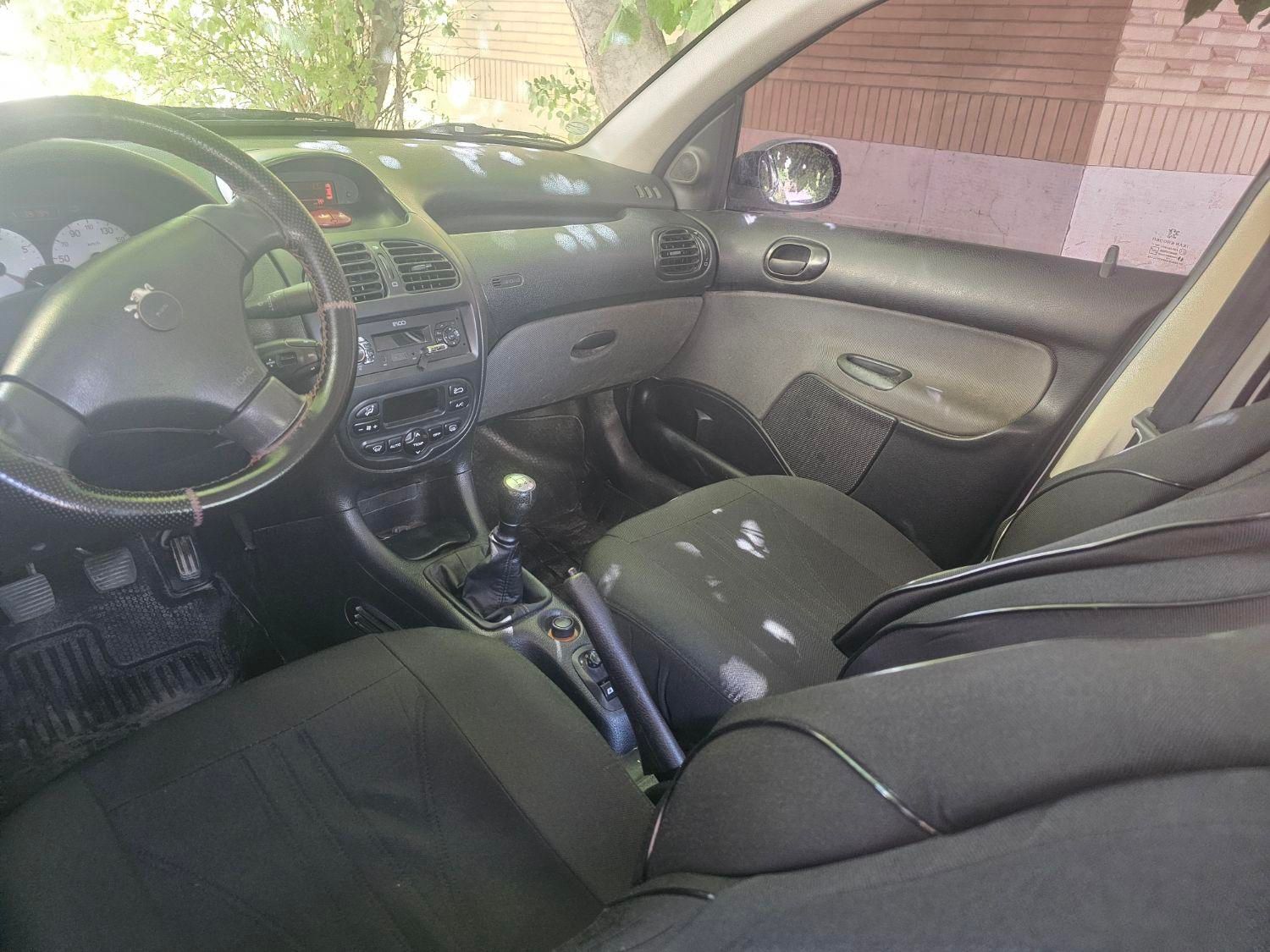 پژو ۲۰۶ صندوق دار v8 - 1400