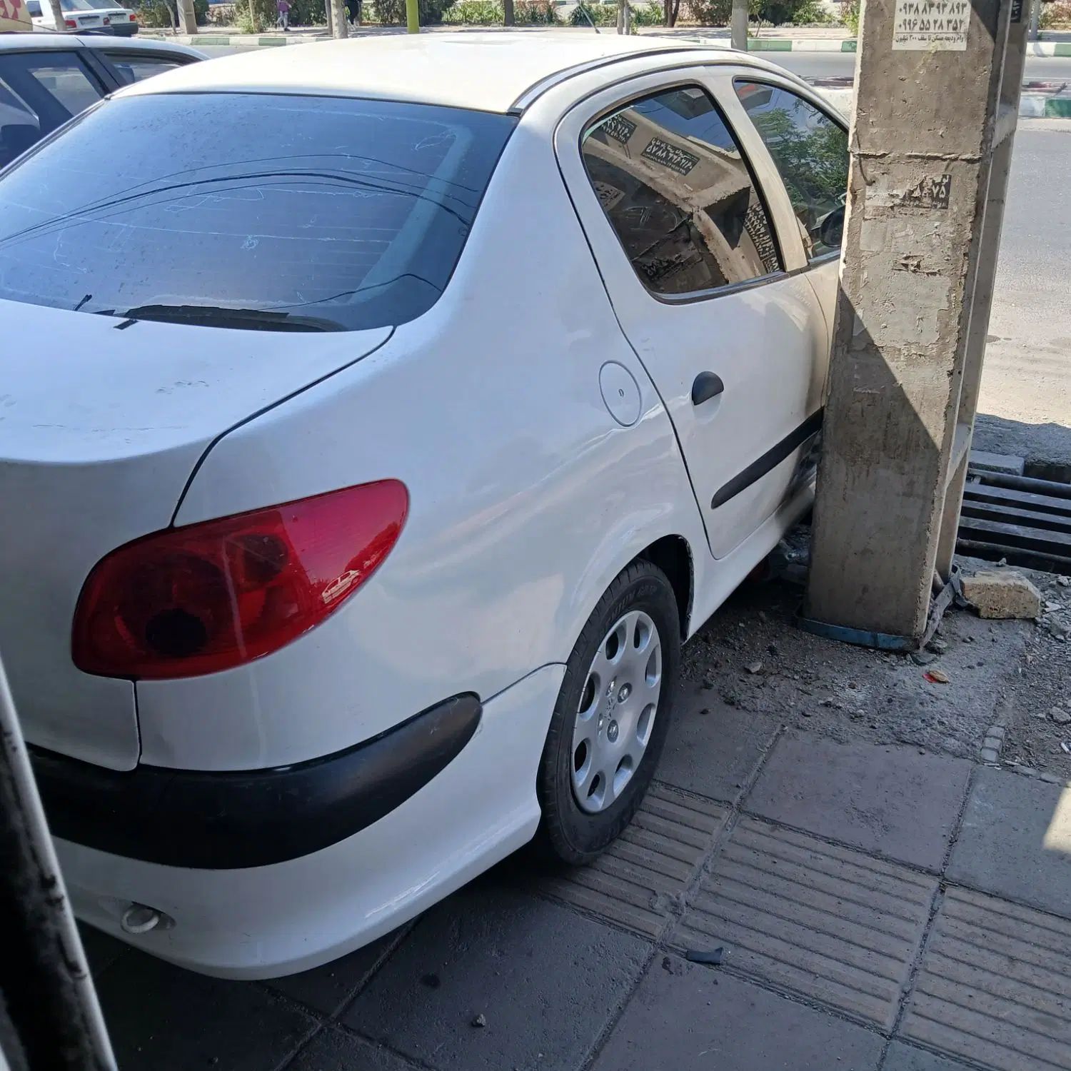 پژو ۲۰۶ صندوق دار v8 - 1387