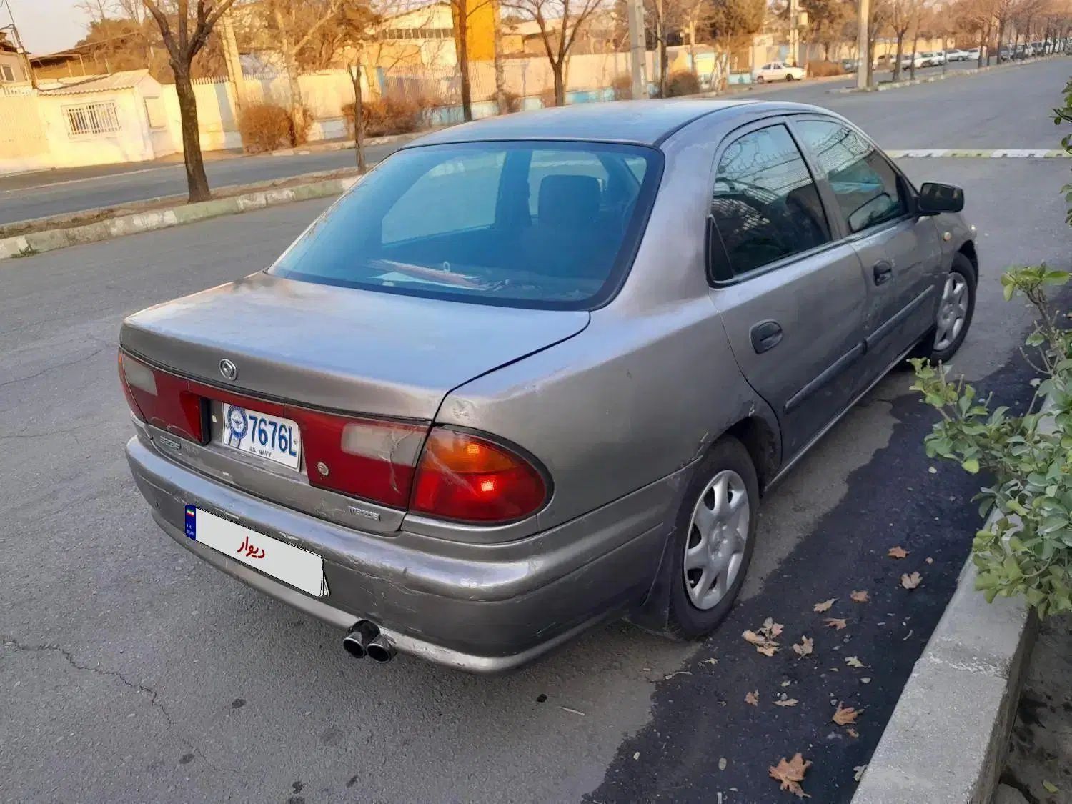 مزدا 323 F - 1378