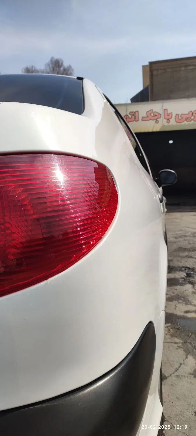 پژو ۲۰۶ صندوق دار v8 - 1397