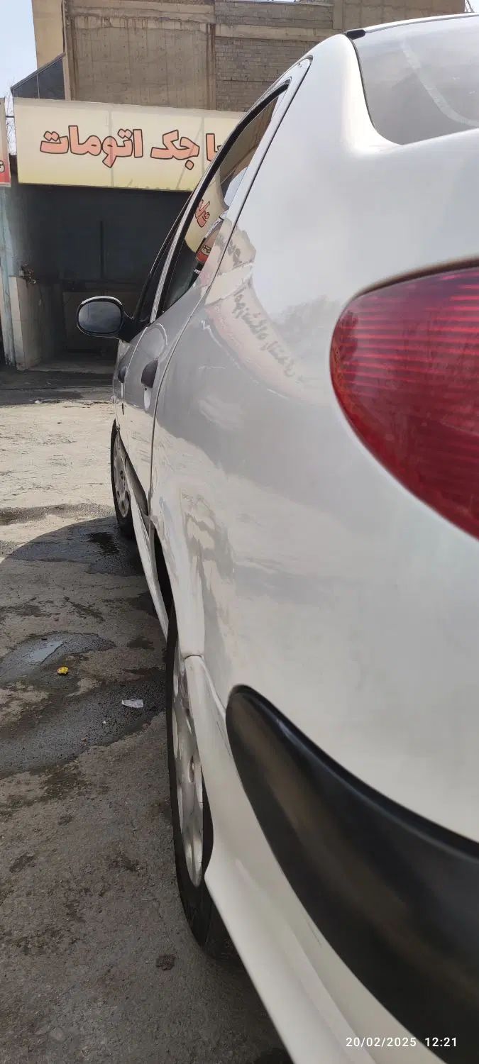 پژو ۲۰۶ صندوق دار v8 - 1397
