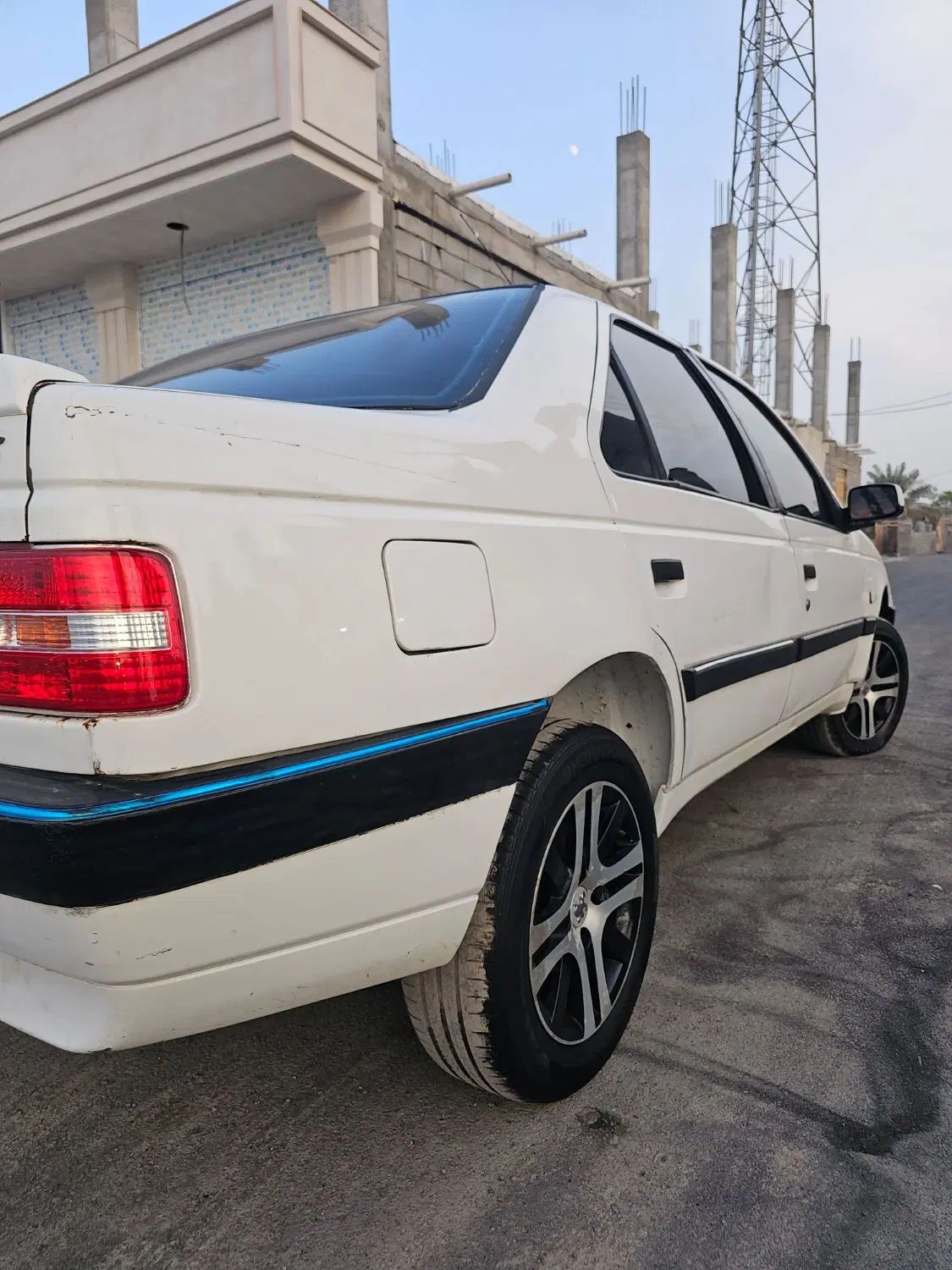 پژو 405 SLX بنزینی  XU7 - 1389