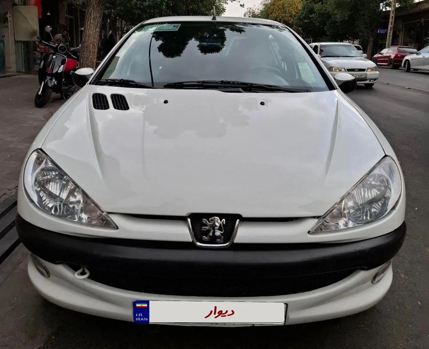 پژو ۲۰۶ صندوق دار v8 - 1398