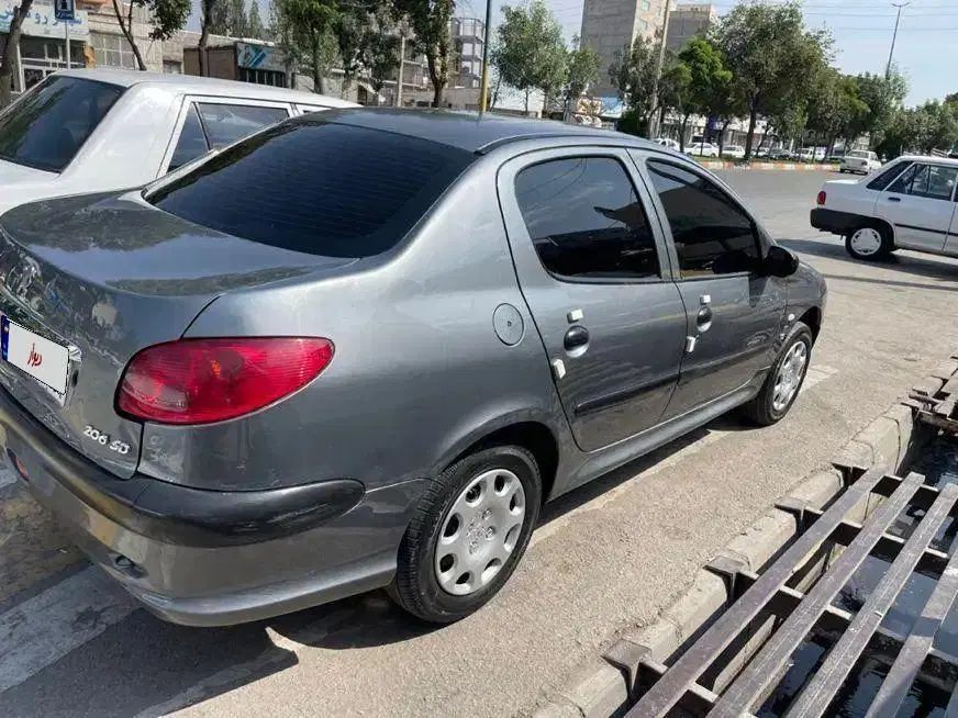 خودرو پژو، ۲۰۶ صندوق دار آگهی ann_19877987
