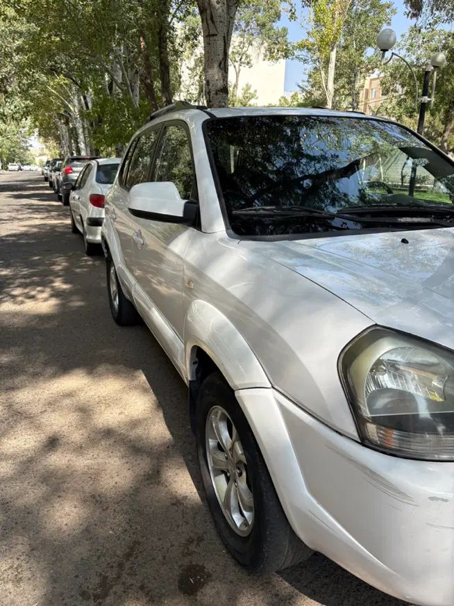 هیوندای کرتا 1.5 لیتر - 2010