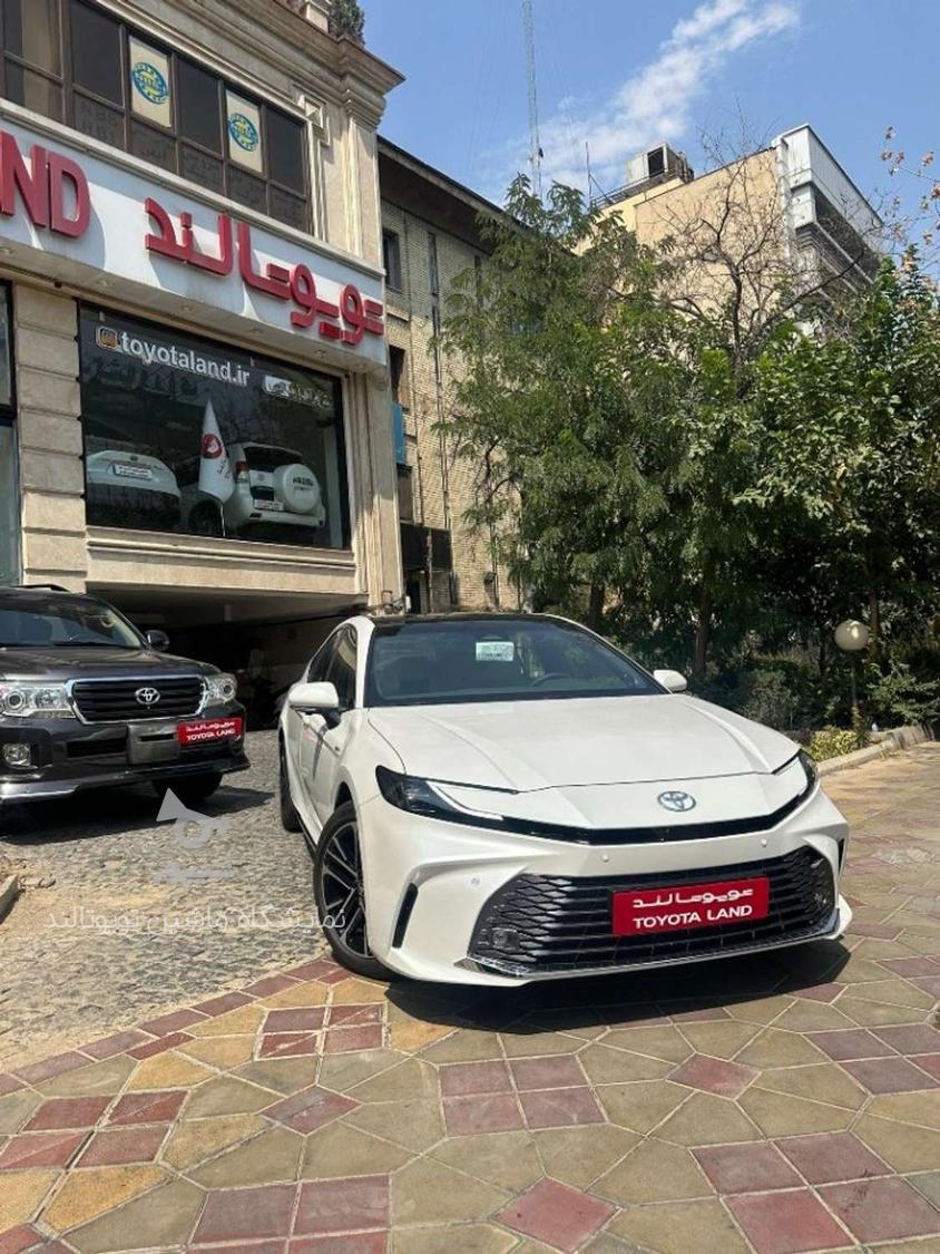 تویوتا کمری GLX - 2025