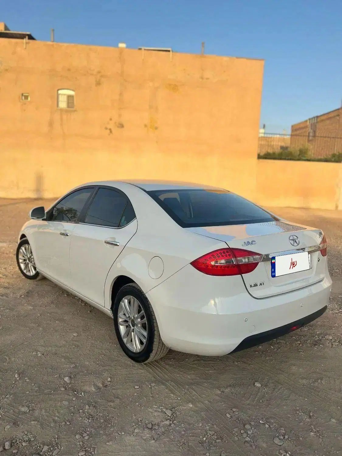 جک J5 اتوماتیک - 1393