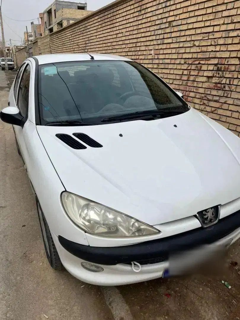 پژو ۲۰۶ صندوق دار v8 - 1395