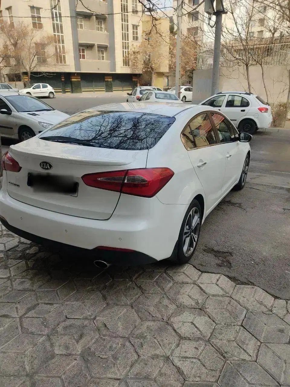 کیا سراتو 2.0 لیتر اتوماتیک GT لاین - 2015