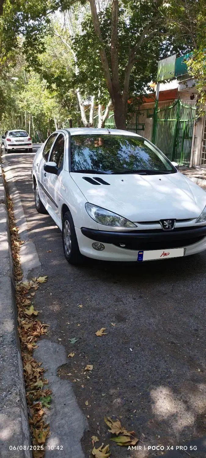 پژو ۲۰۶ صندوق دار v8 - 1395